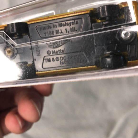 TV Series Gold batmobile - Picture 6 of 7